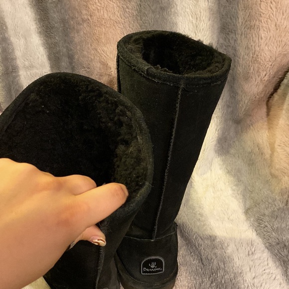 The coziest boots! - Picture 3 of 4